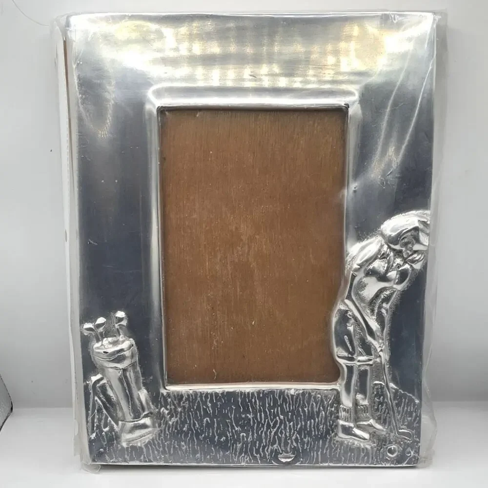 Holland Boone Polished Pewter Dimensional Golf Picture Frame Photo 4x6